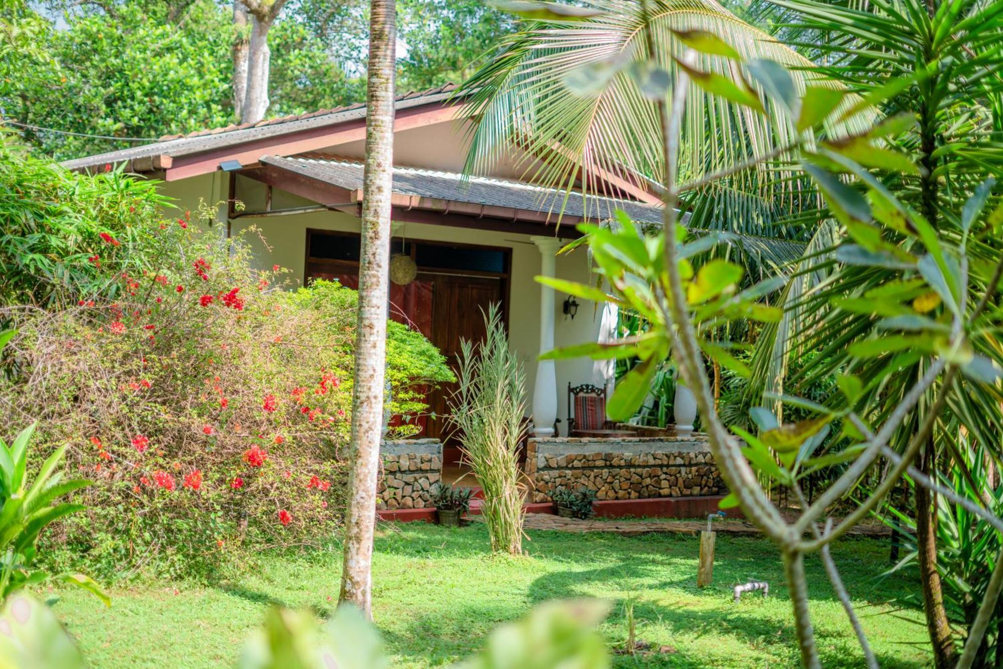Villa Lanka Relax Hikkaduwa Exterior foto